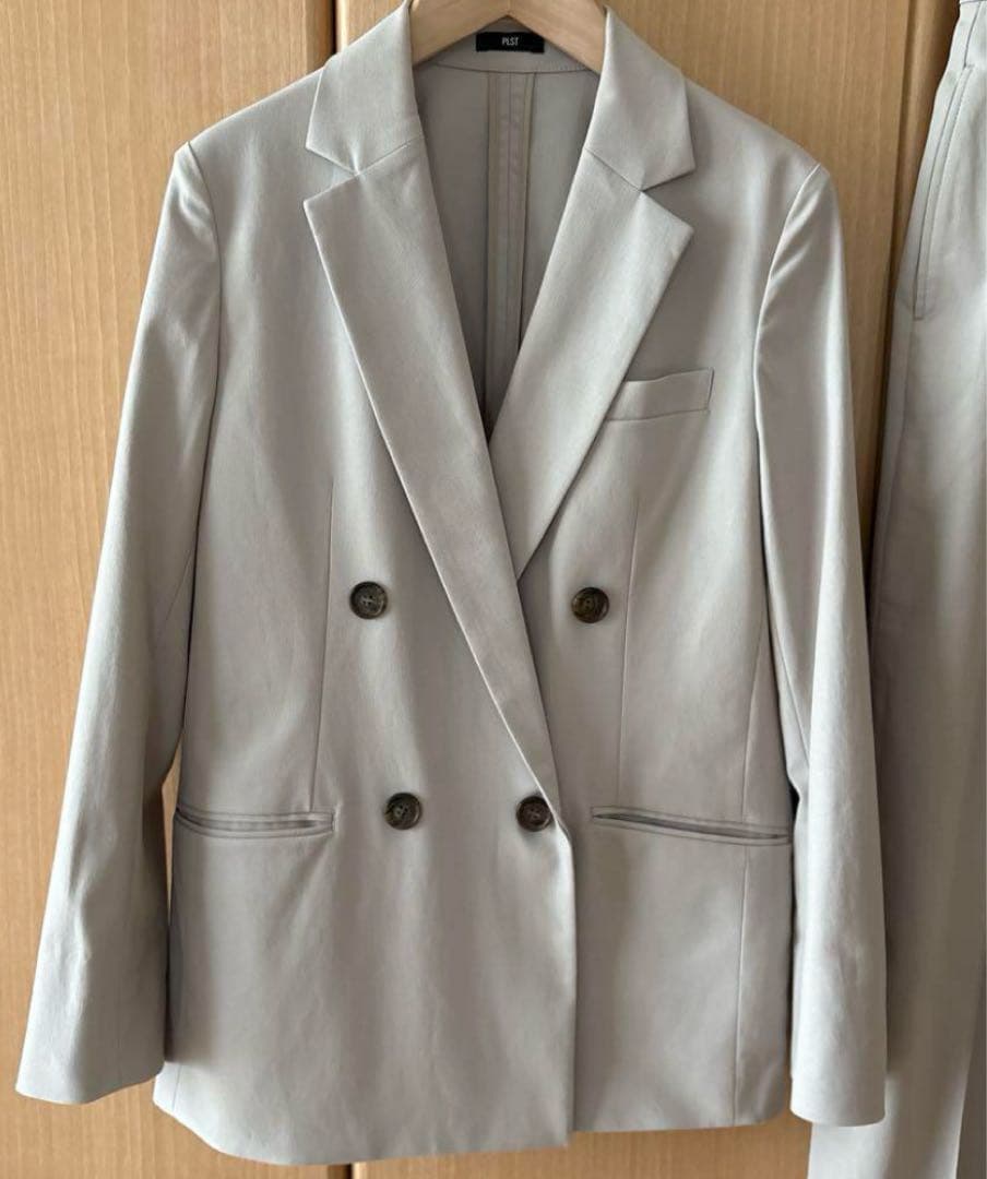 プラステ　リネンブレンドダブルジャケット　ホワイトブラウス2点