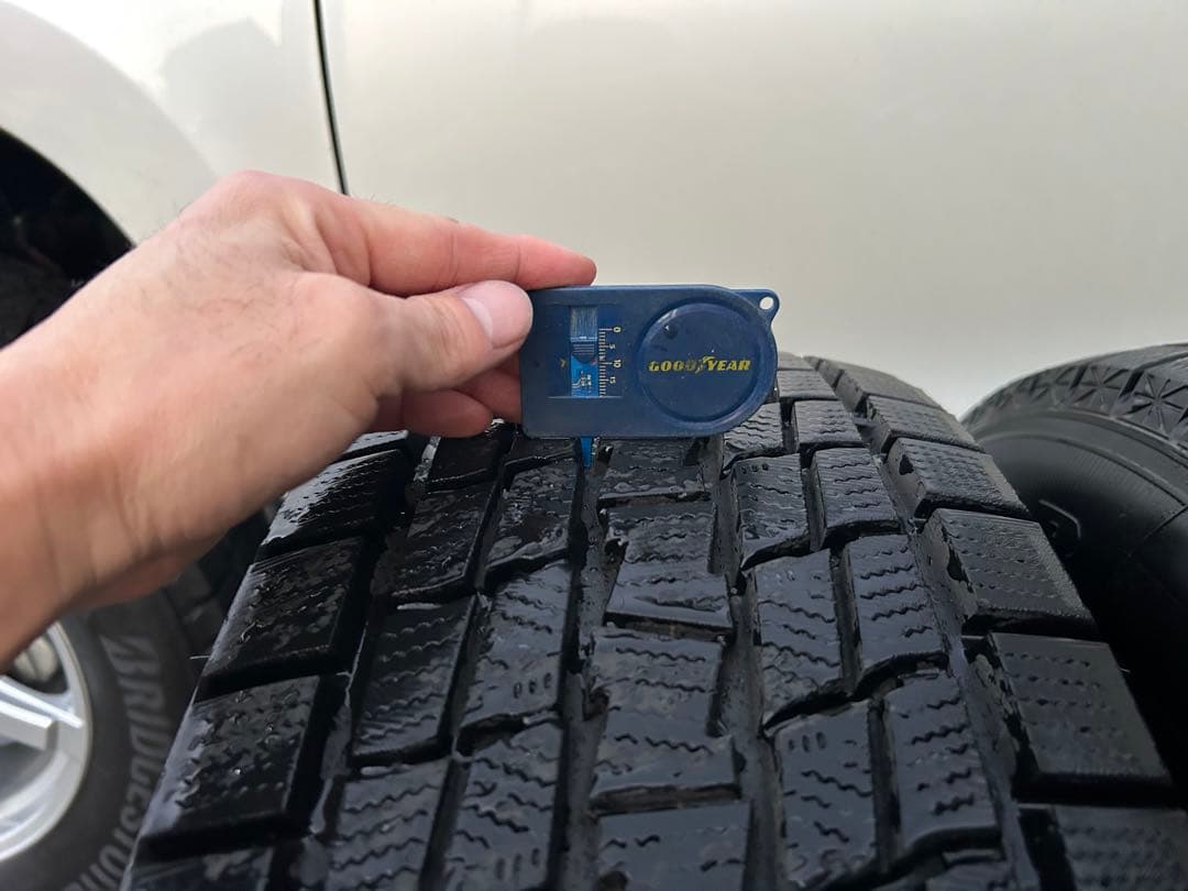 グッドイヤー　265 65 17 プラド等　2023製　スタッドレスアルミセット