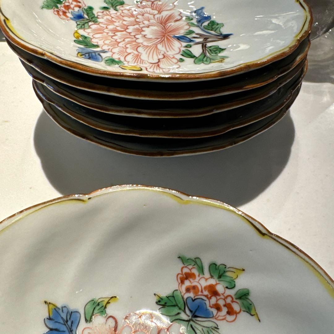 正木春蔵作、中皿、ボタン柄