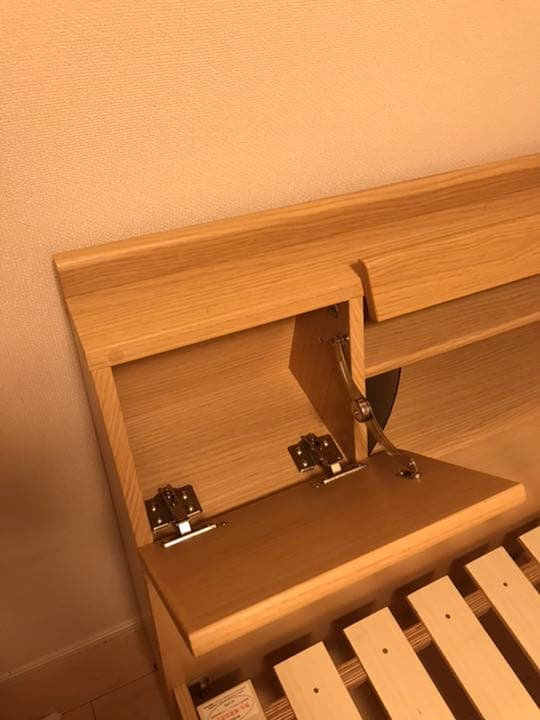 値段相談聞きます！値下げしました！セミダブルベッドフレーム　ベージュ