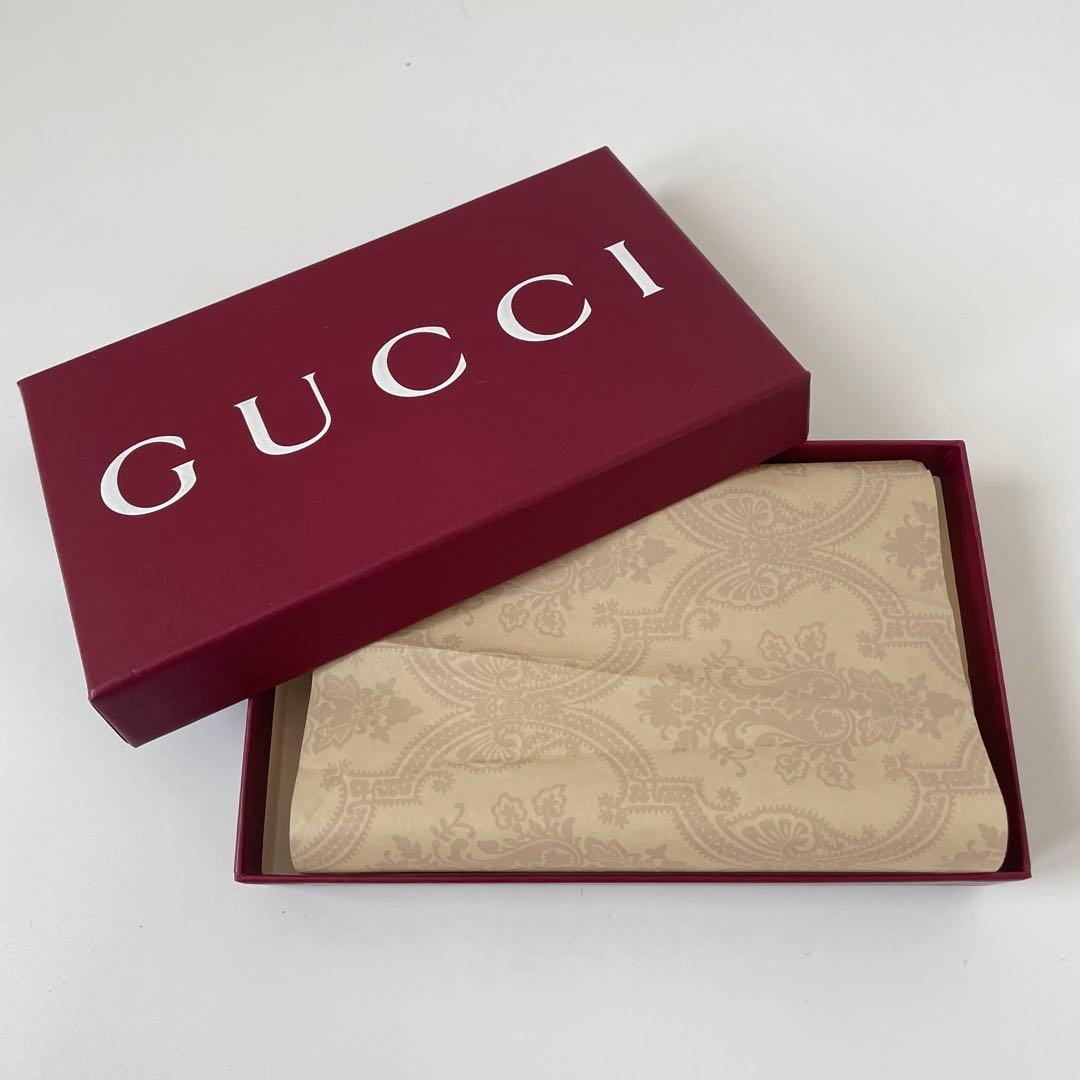 【未使用】グッチ マネークリップ GG エンボス レザー 黒 676656