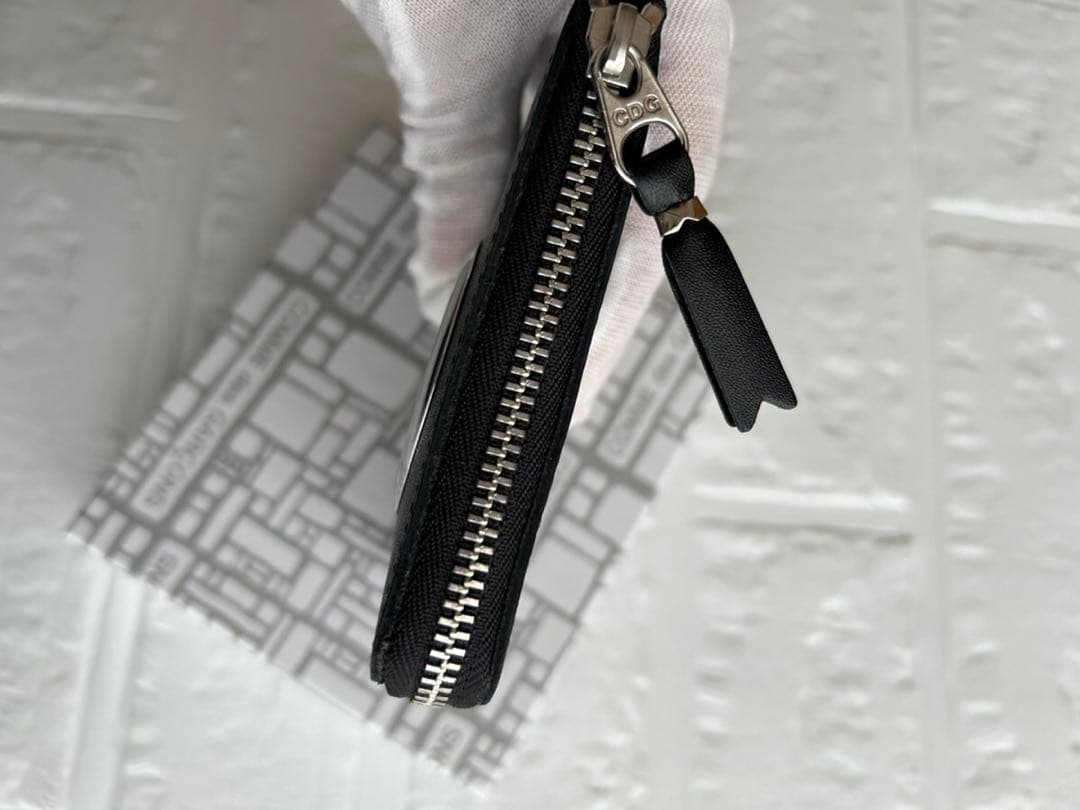 コムデギャルソン アイレット 財布