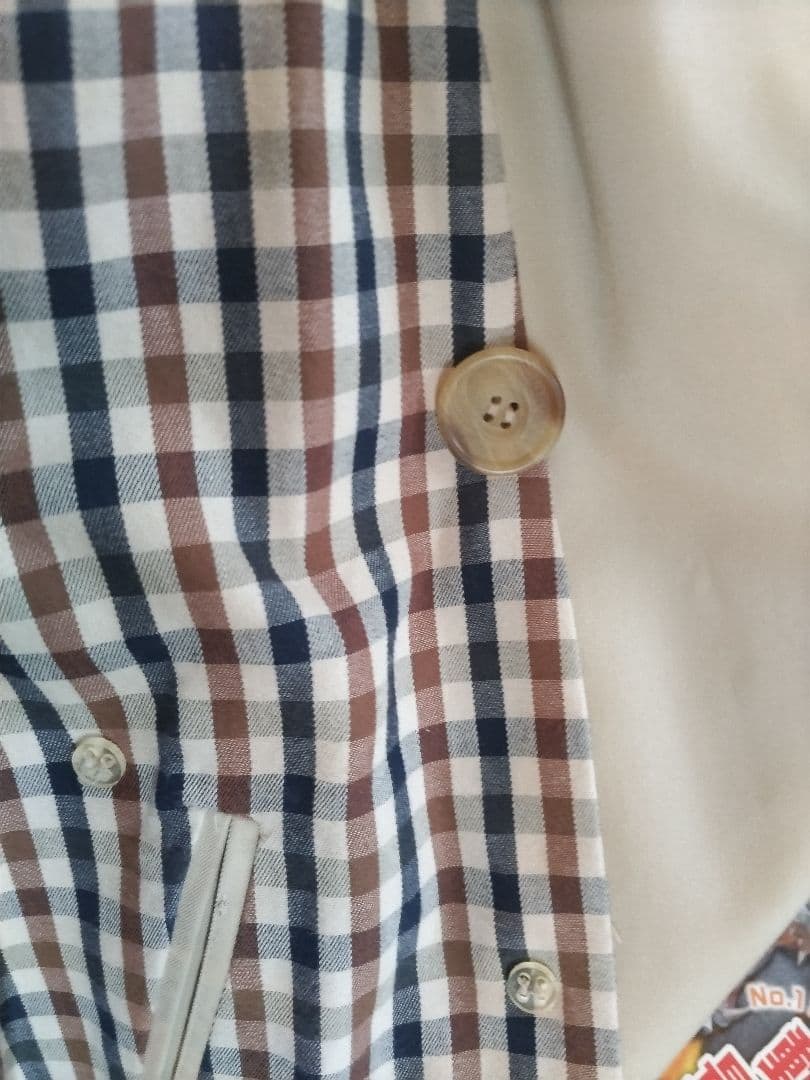 アクアスキュータム　メンズトレンチコート