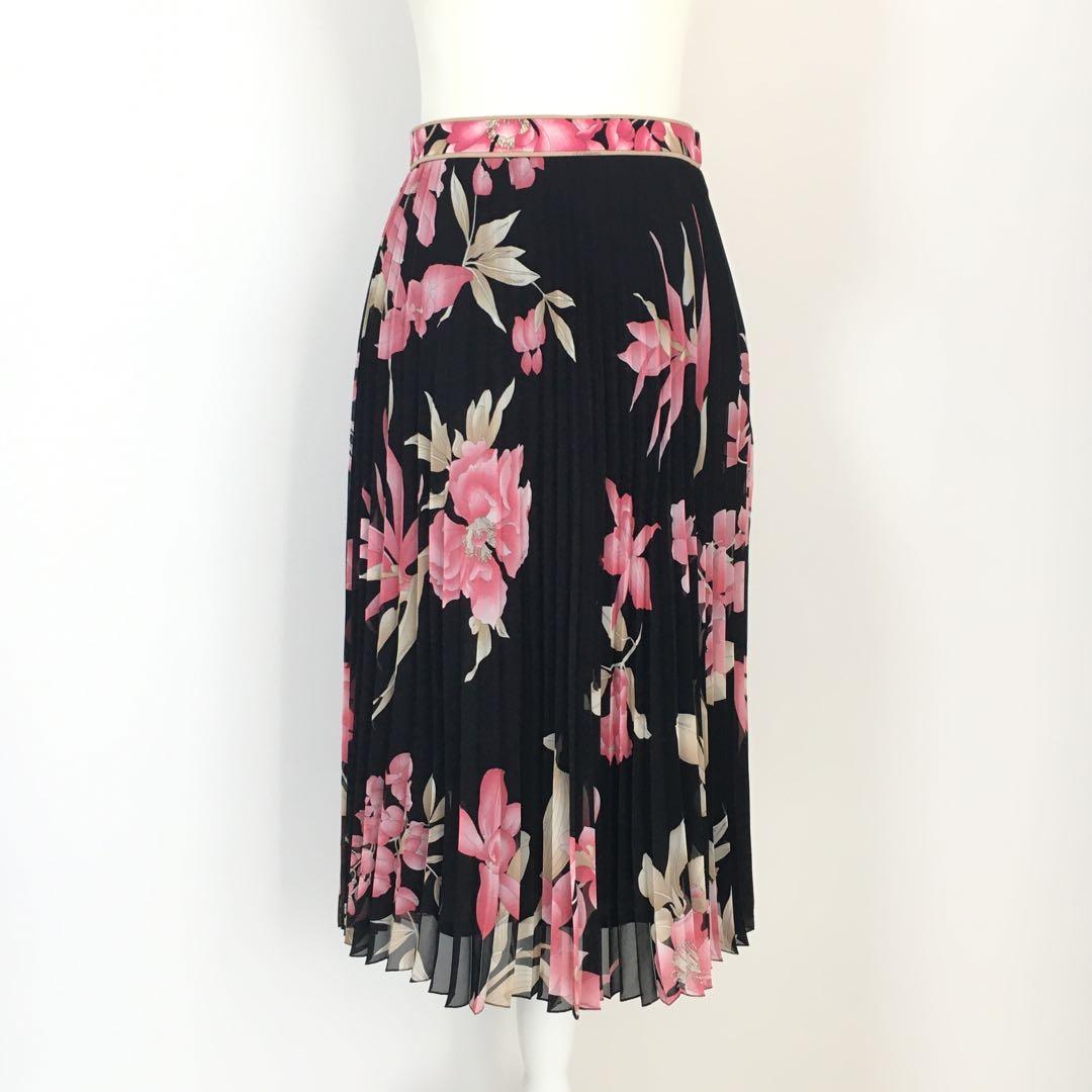 新品同様　LEONARD レオナール　プリーツ　フレア　スカート