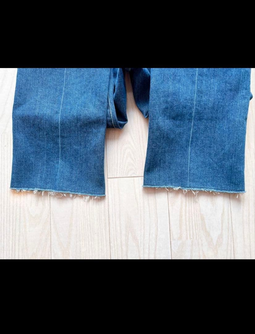 【RED CARD TOKYO×23区】デニム フレアパンツ　ミッドブルー