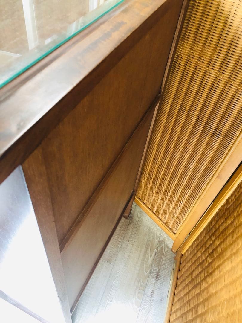 木製クラシックタンス キャビネット　サイドボード　ガラス天板 6引き出し