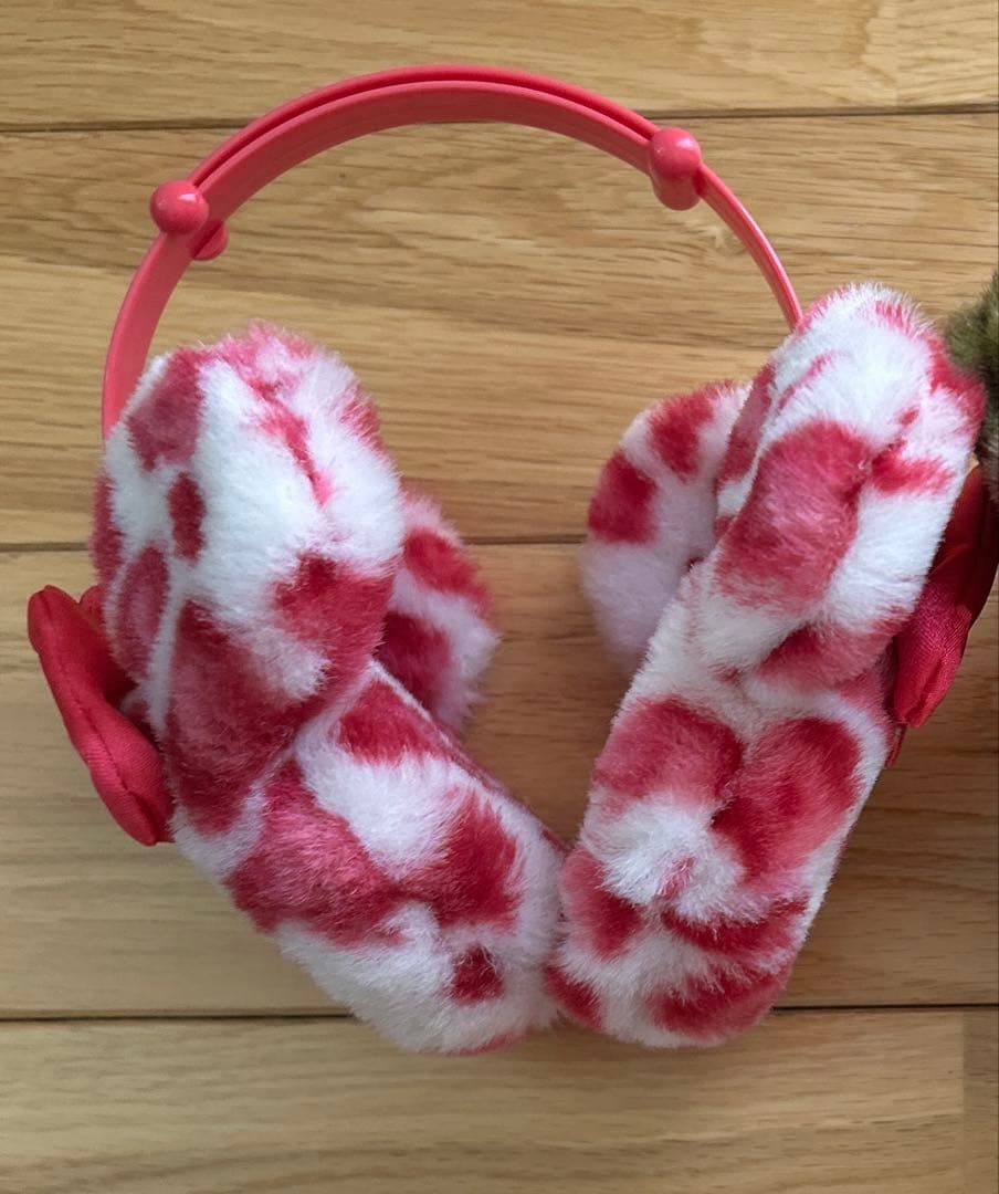 ディズニー　耳当て　ヒョウ柄　ピンク　イヤーマフ