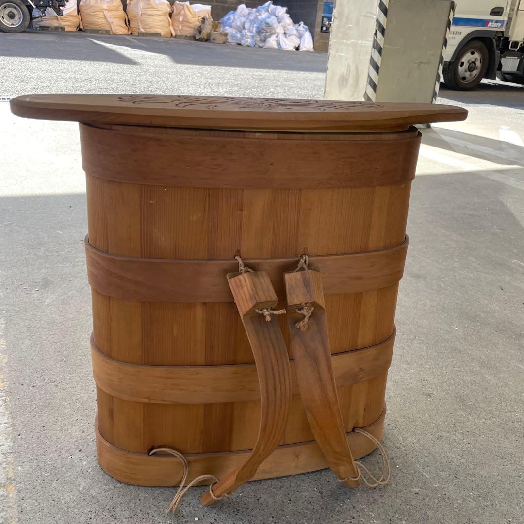 竹製おひつ 楕円形 彫刻入り スイス製