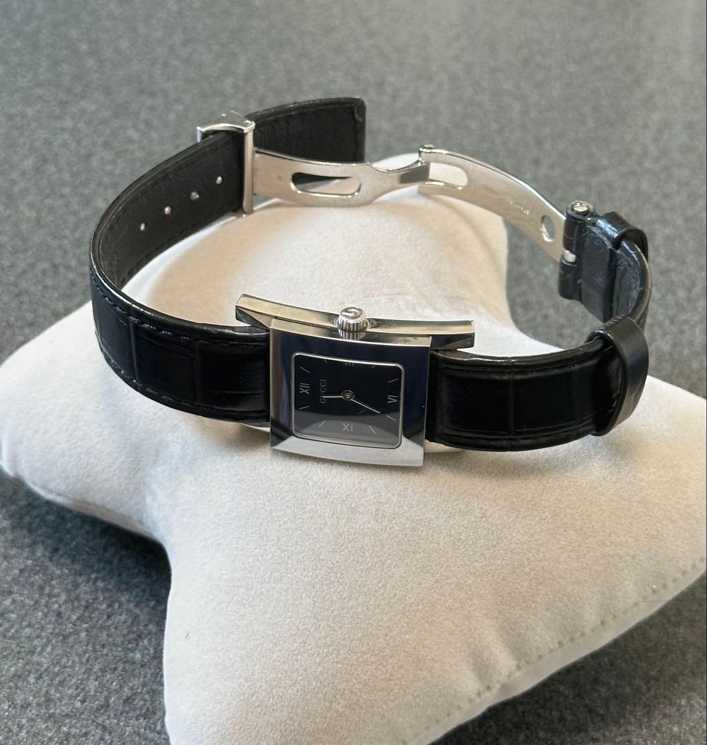 GUCCI 腕時計 7900L クォーツ クロコ型押しベルト ブラック 黒文字盤