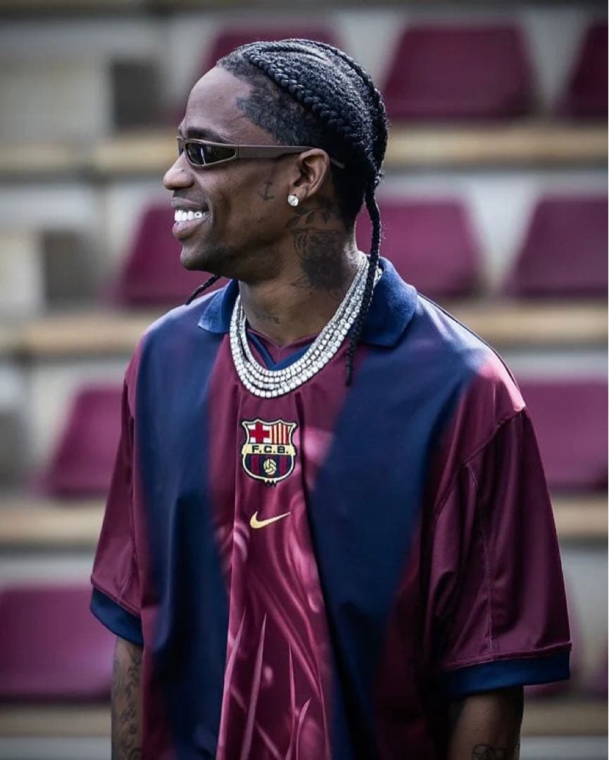 トップス TRAVIS SCOTT/FC BARCELONA RETRO JERSEY M