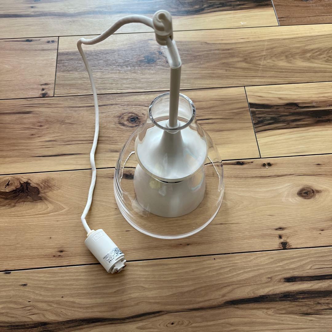 照明　同じものが3つありセットの値段です。