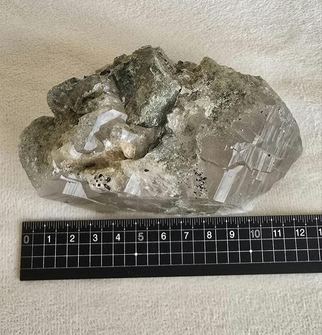 マニハール産　水晶クラスター(ルチル・クローライト・アテナース)レインボーあり