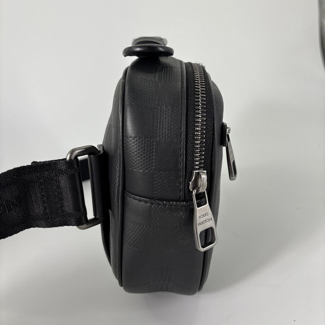 新品同様 ルイヴィトン ダミエアンフィニアンブレール N41288 ボディバッグ