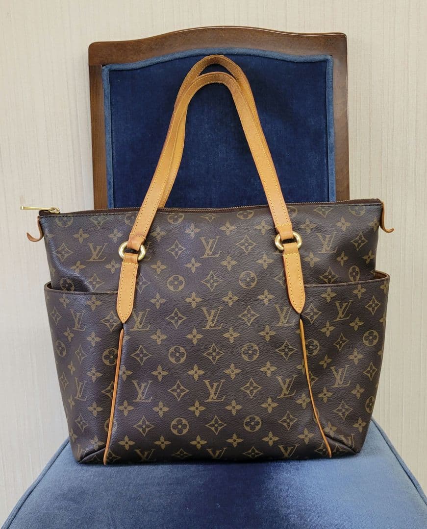 Louis Vuitton トータリー