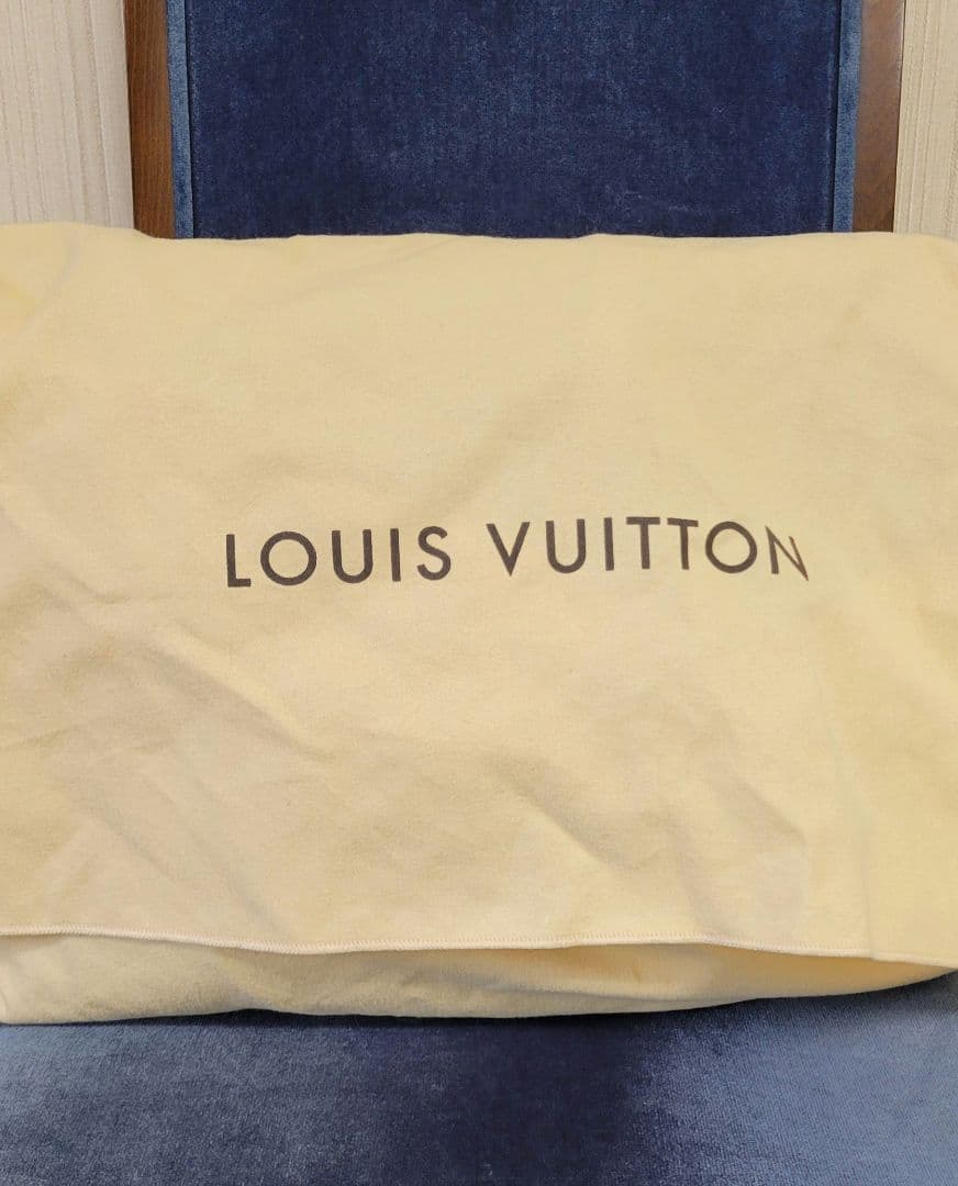 Louis Vuitton トータリー