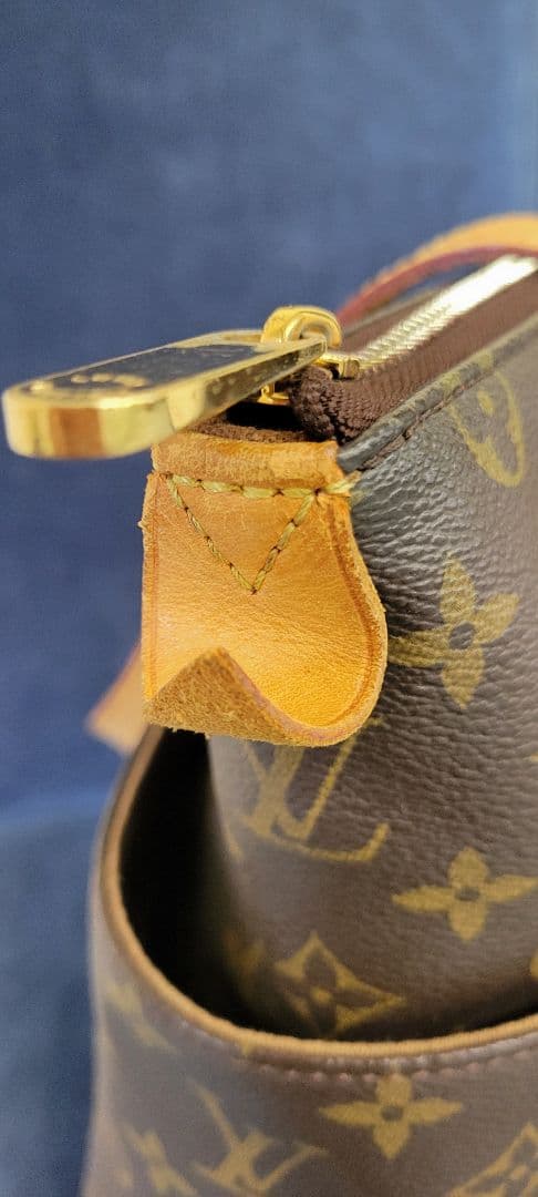 Louis Vuitton トータリー