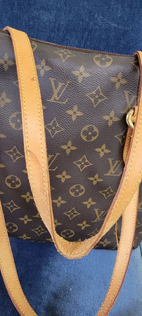 Louis Vuitton トータリー