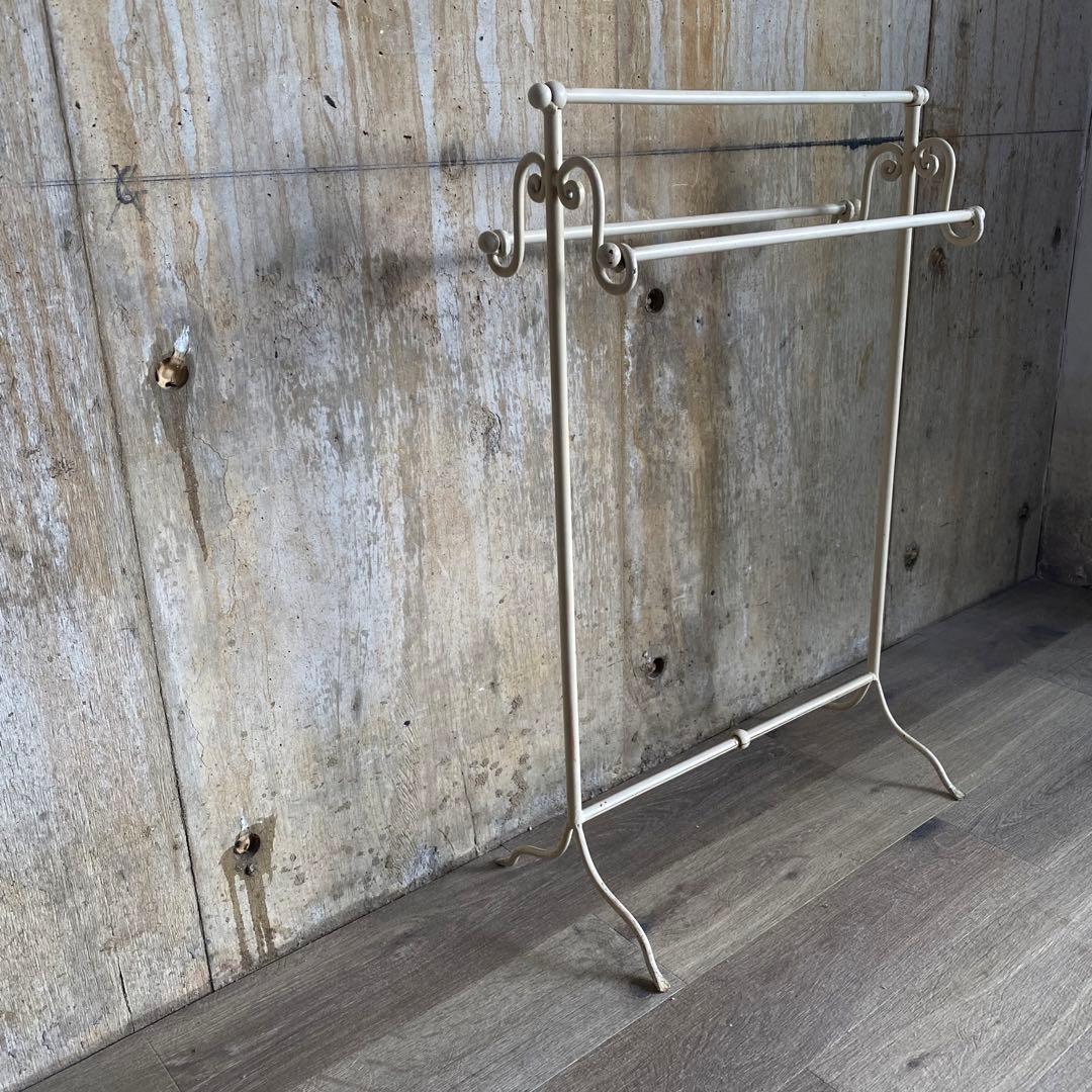 アイアンハンガーラック　タオルハンガー　ヴィンテージ　クラシック　アンティーク