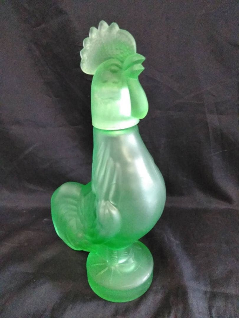 ニワトリ　置物　オブジェ　ガラス　グリーンガラス