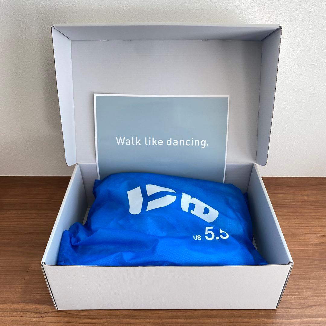 H*a様 未使用 限定コラボ『にゅ × バスキア』 SANGACIO スニーカー