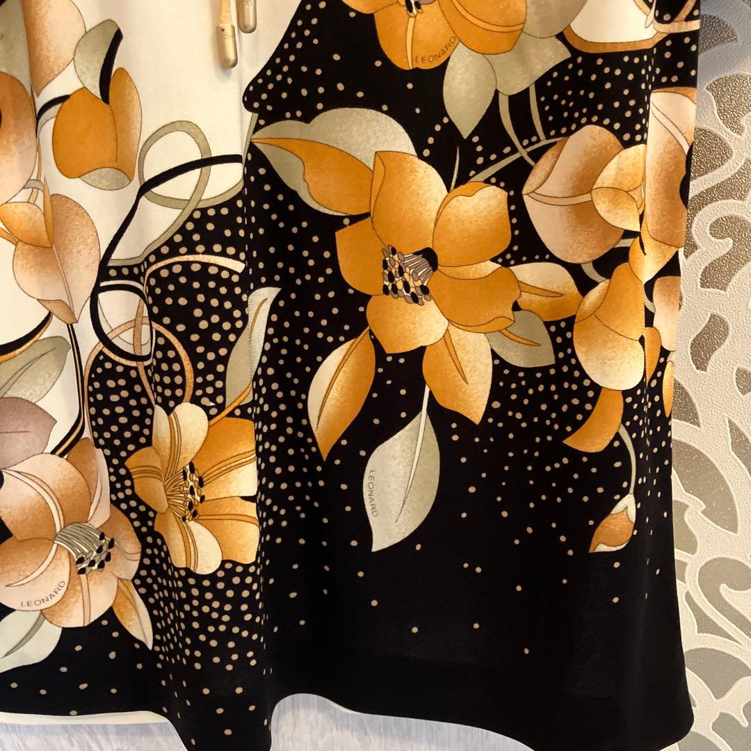 未使用同様❣️レオナールブラウス❣️40カンカン。上品❣️