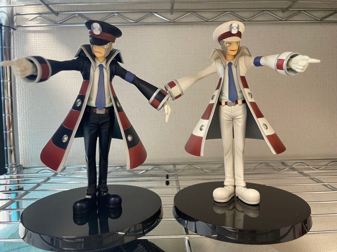 キャラクター フィギュア セット 黒と白