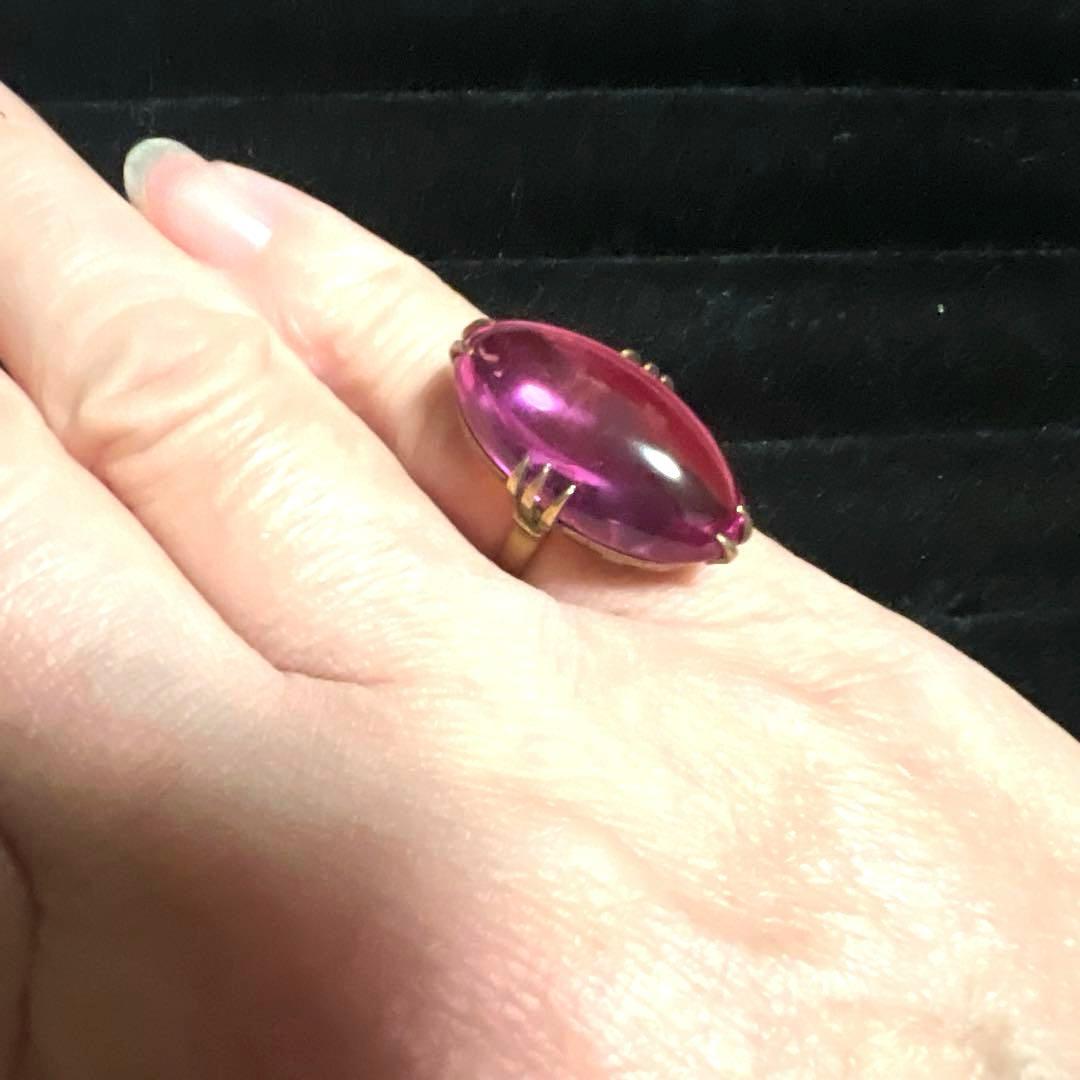 超特大ピンクサファイアのヴィンテージゴールドリング