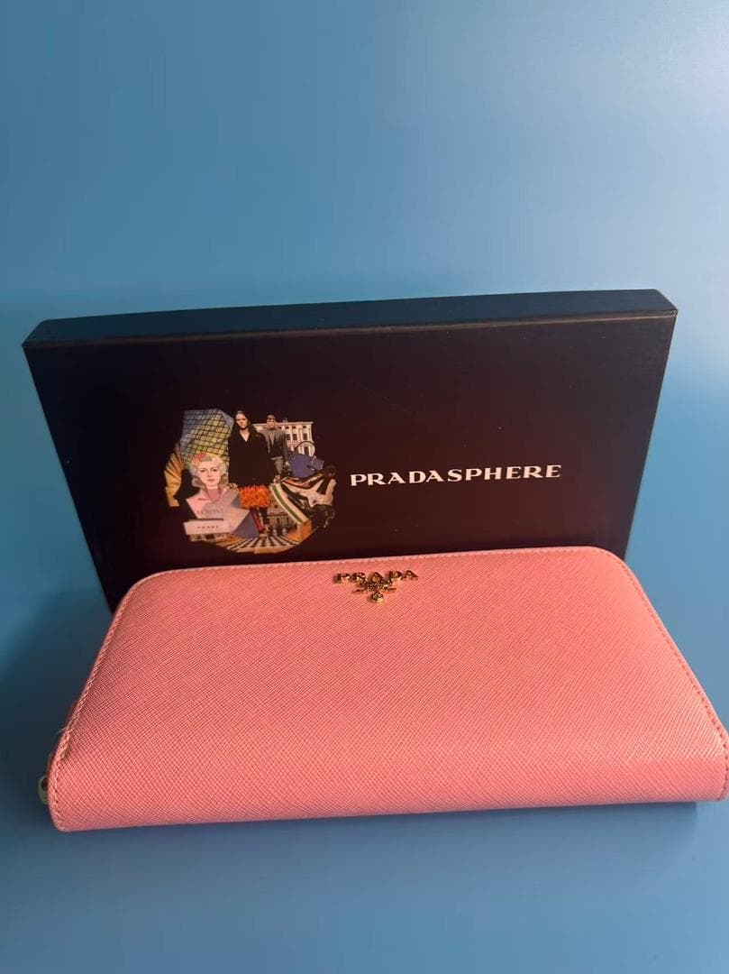 Prada ピンク ロング財布
