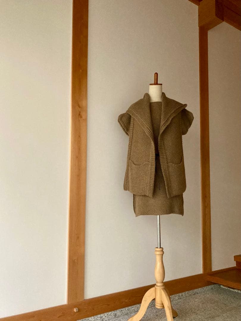 HERMES フード付きマフラー アルパカ100% 未使用品　オレンジ箱入り