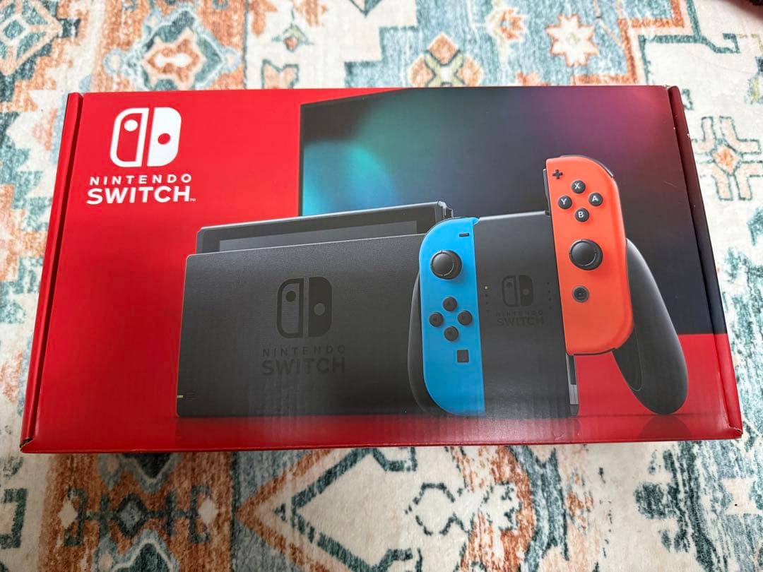 璃*音様 Nintendo Switch ネオンブルー/レッド 本体