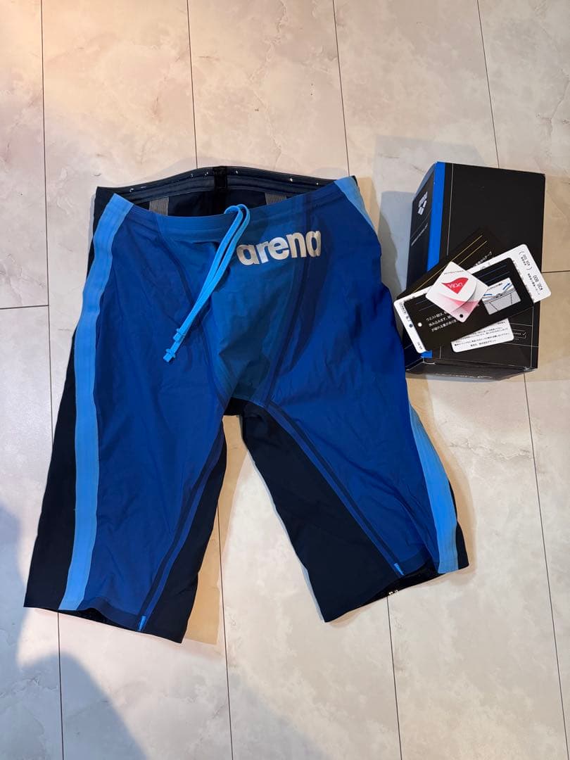 arena アクアフォースストーム CP Mサイズ 水泳 競技用