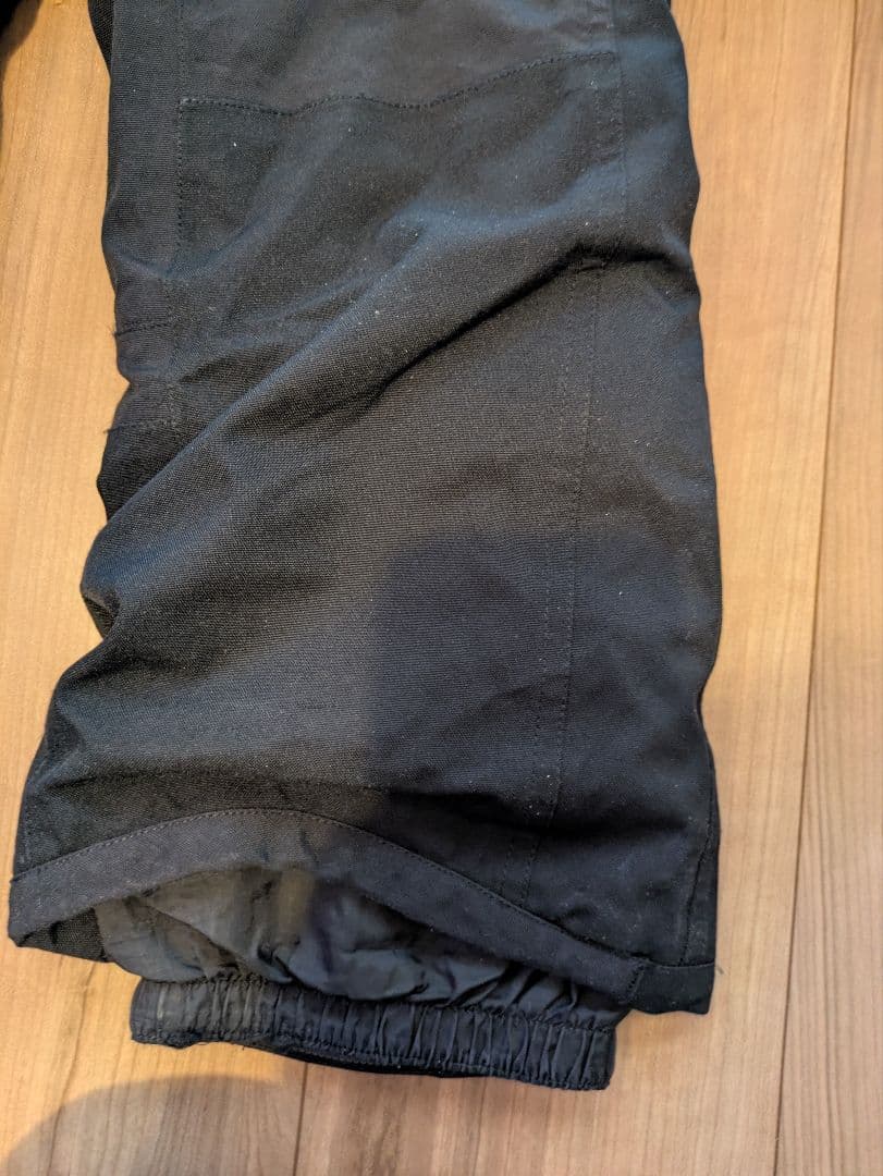 【美品】Burton キッズ　スノーボードウェア上下　ビブパンツ　5T　バートン