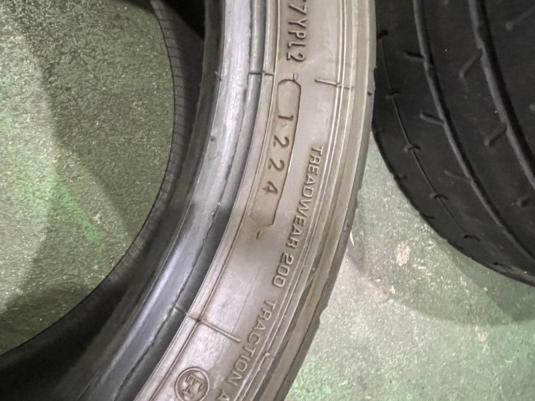 225/40R18 Sタイヤ 24年製ADVAN A052 バリ溝中古タイヤ4本