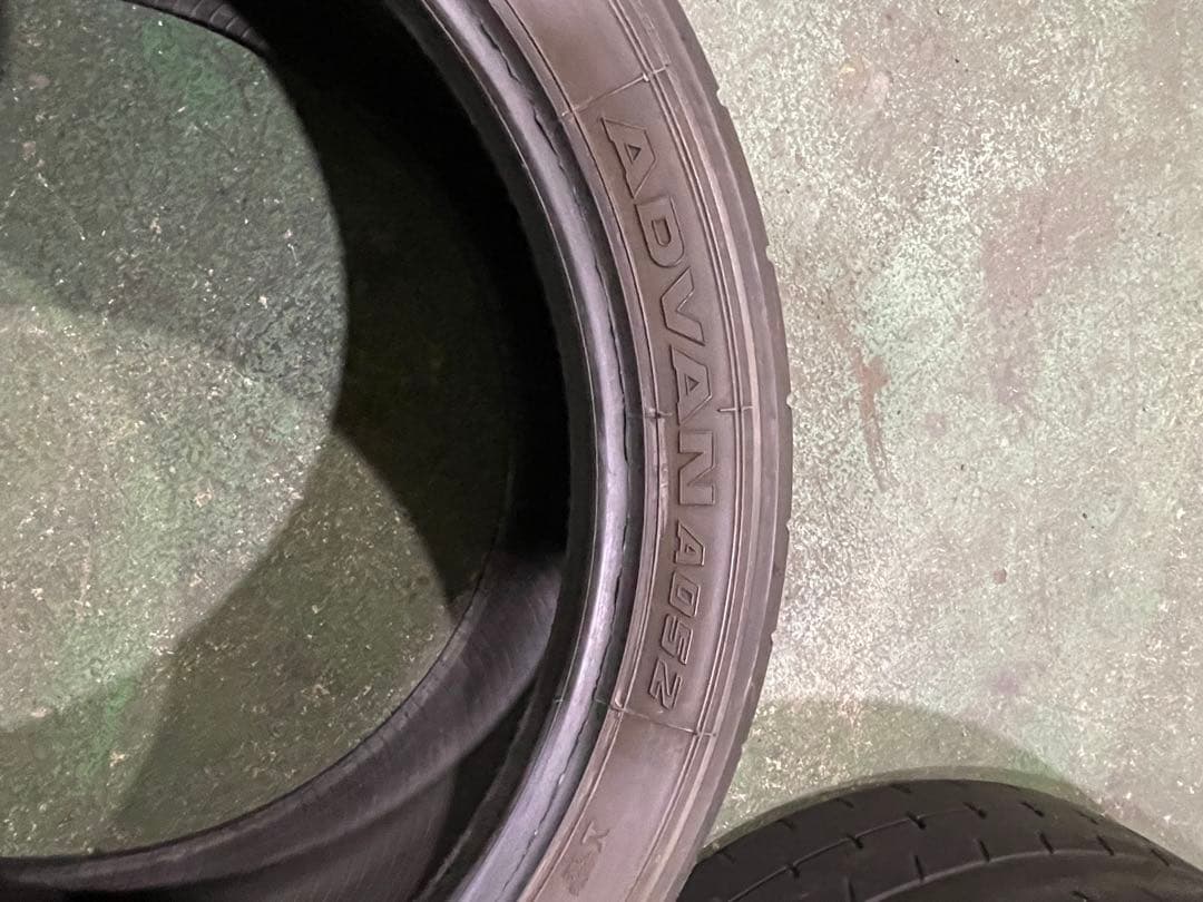 225/40R18 Sタイヤ 24年製ADVAN A052 バリ溝中古タイヤ4本