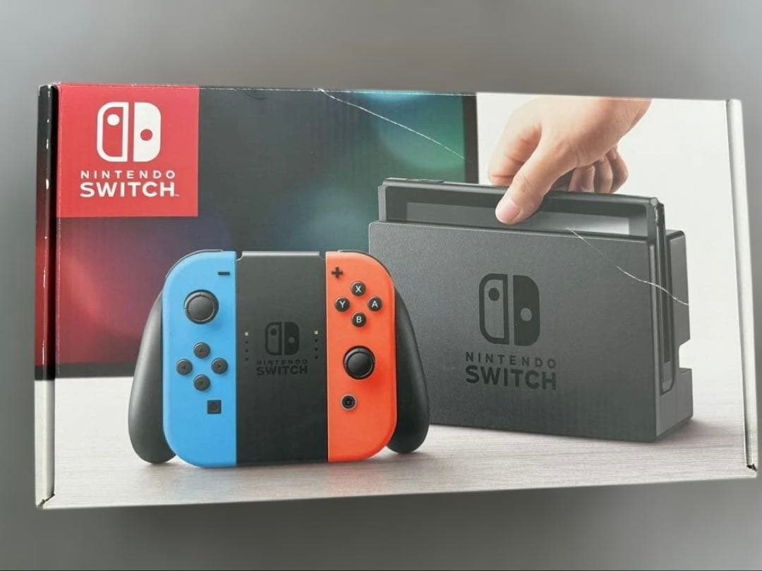 【未使用に近い美品】Nintendo Switch フィルム貼付済+箱