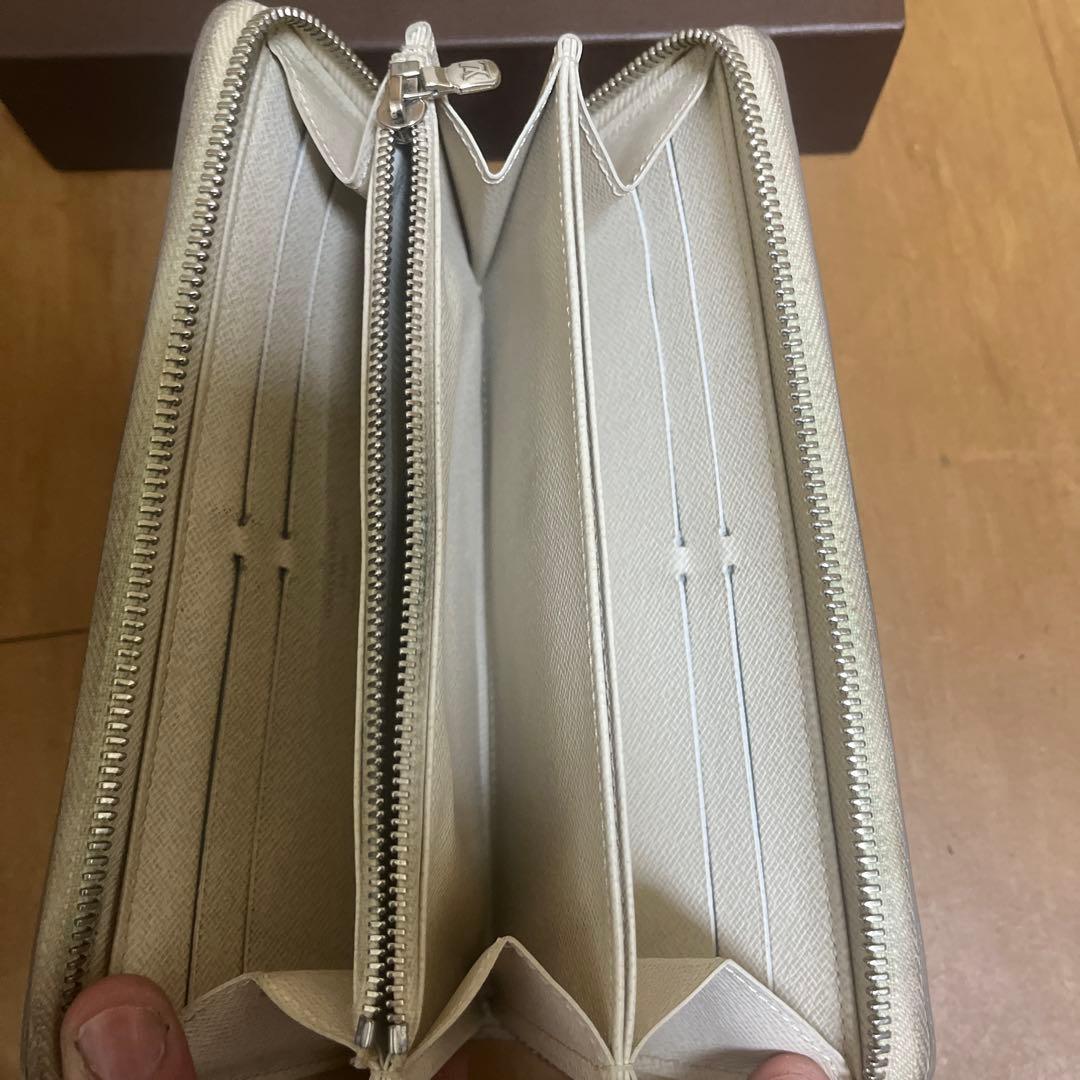 Louis Vuitton ホワイト 長財布