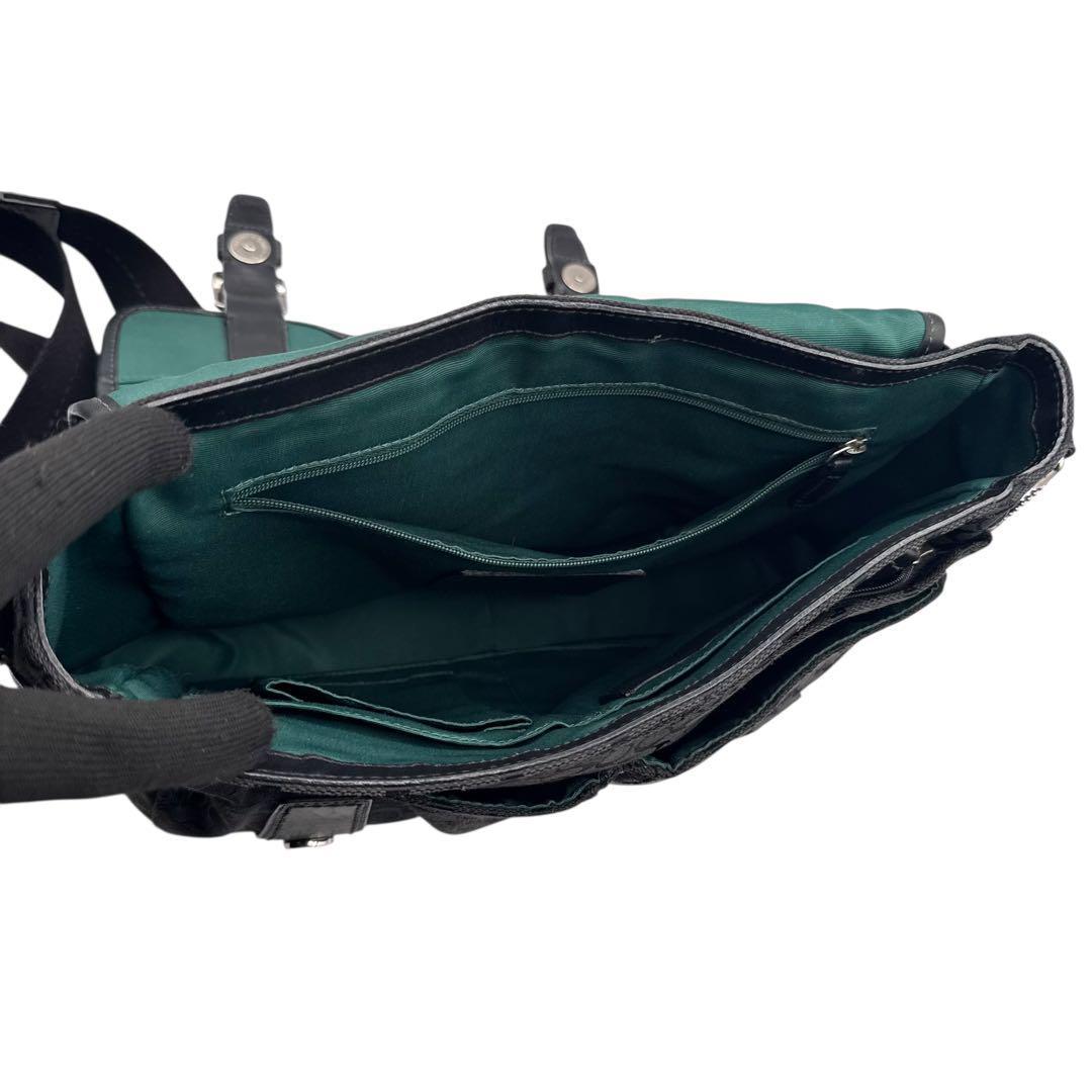 COACH コーチ メッセンジャーバッグ シグネチャー キャンバス 黒 斜めがけ