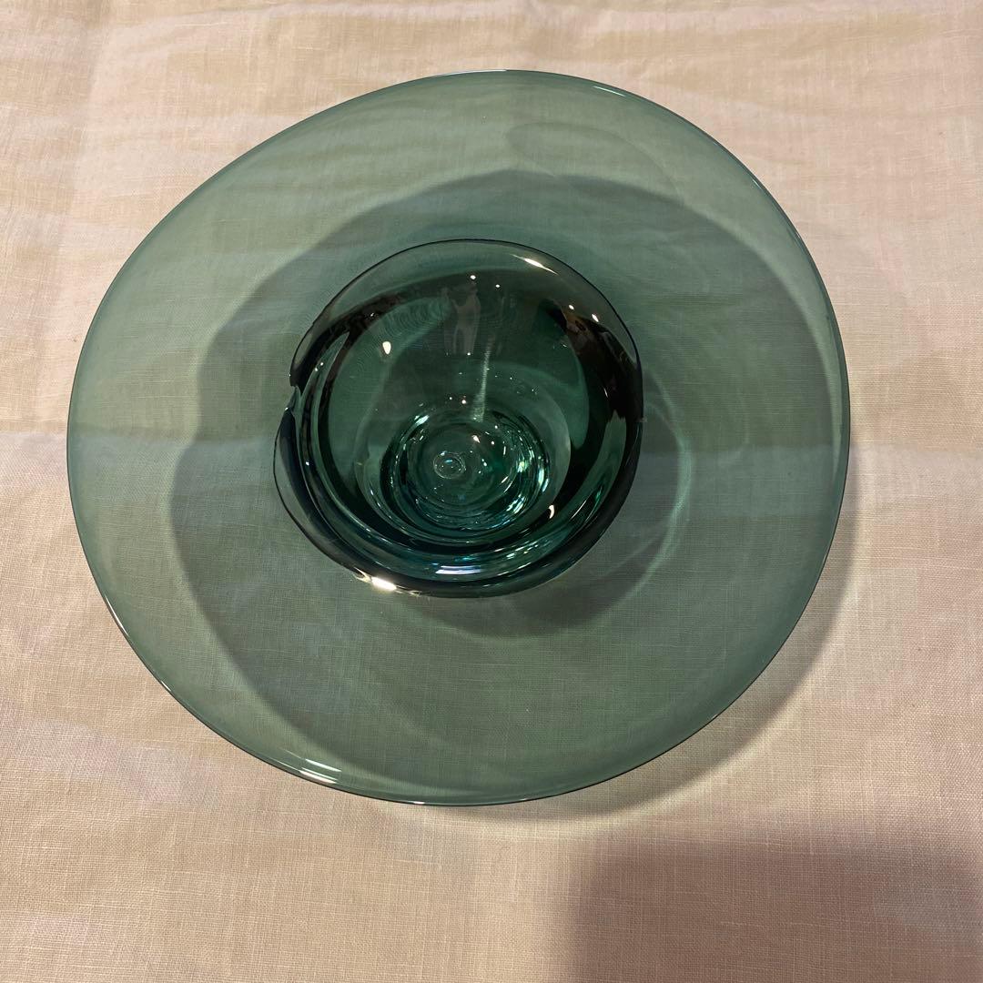 黒川登紀子 透明緑色のボウル