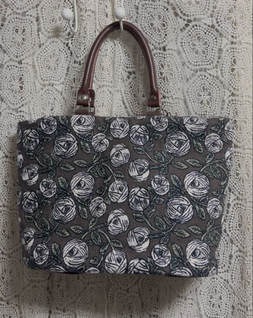 専用　ミナペルホネンハンドメイド　rosyブラウン 本革持ち手，楕円底トートL