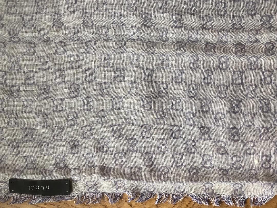 GUCCI GGロゴマフラー グレー 100%コットン　イタリア製