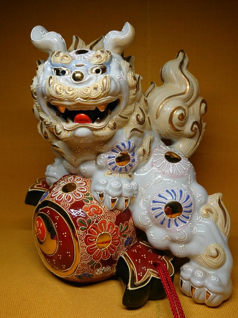 【美品】獅子　シーサー　九谷　陶器　置物　インテリア　工芸品　美術品　A1192