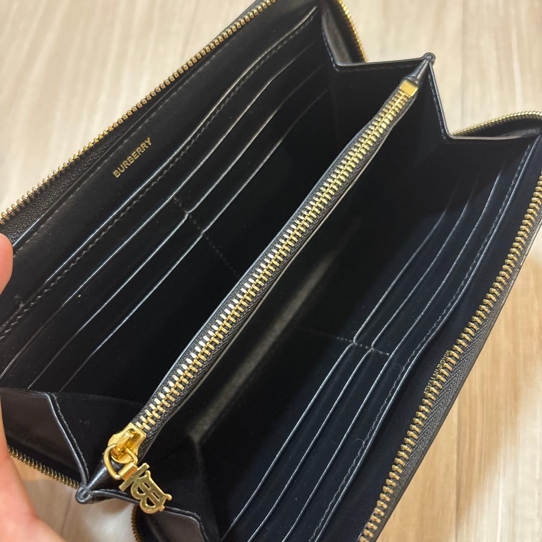 Burberry ブラック 長財布