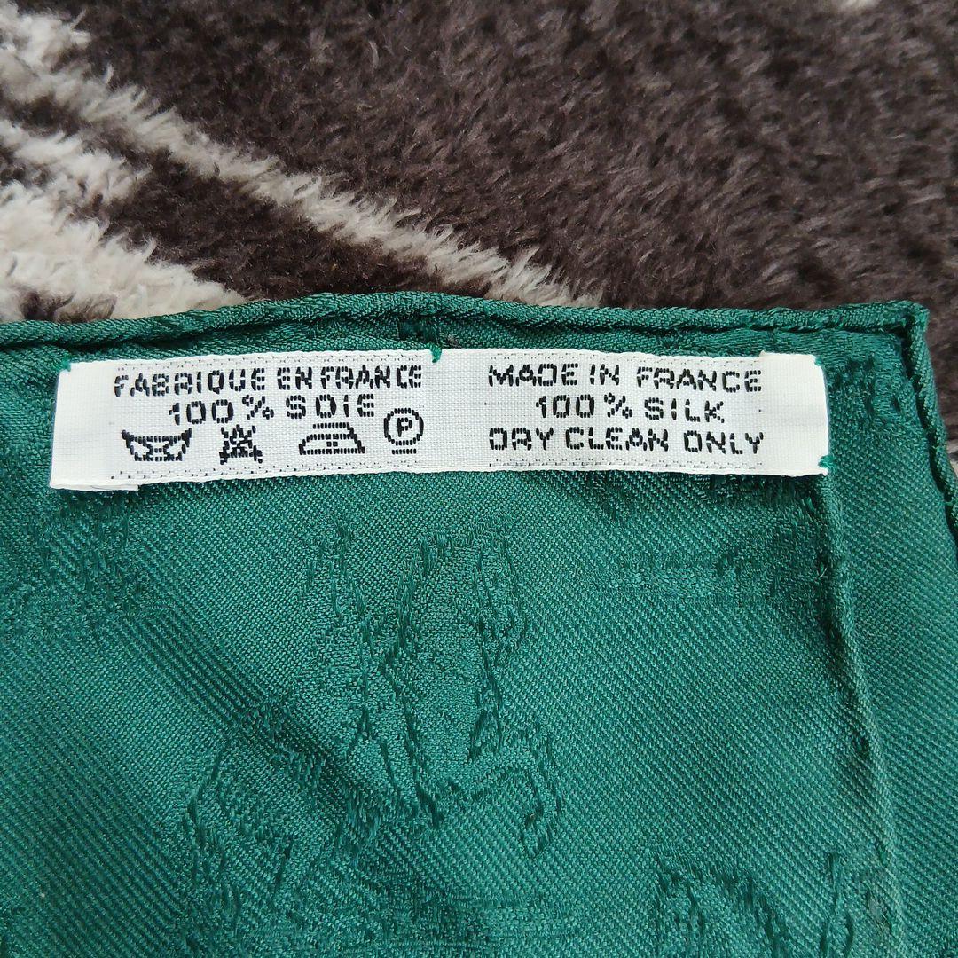 HERMES カレ90 チェーンと花の装飾スカーフ