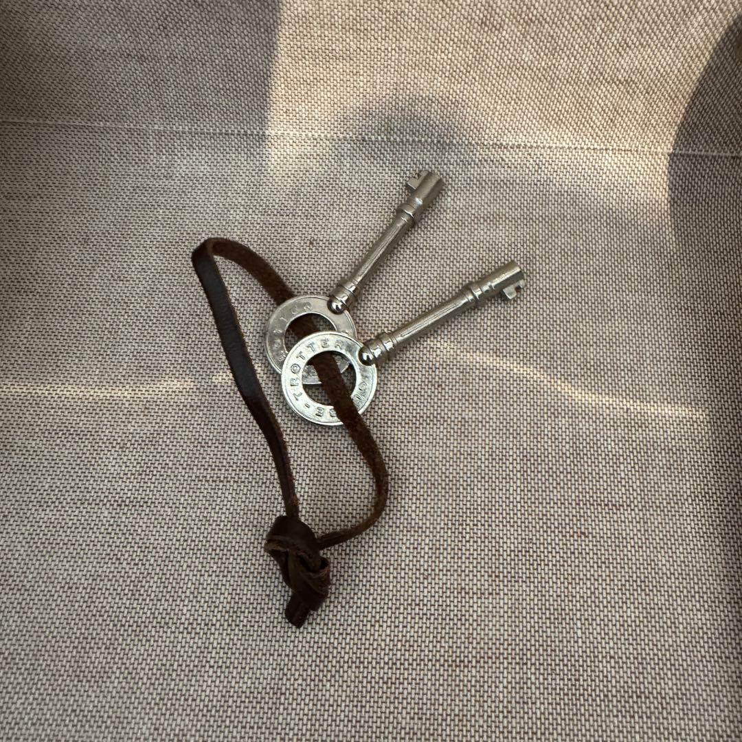 グローブトロッター センテナリー キャリーオン 2輪 オレンジ/ブラウン