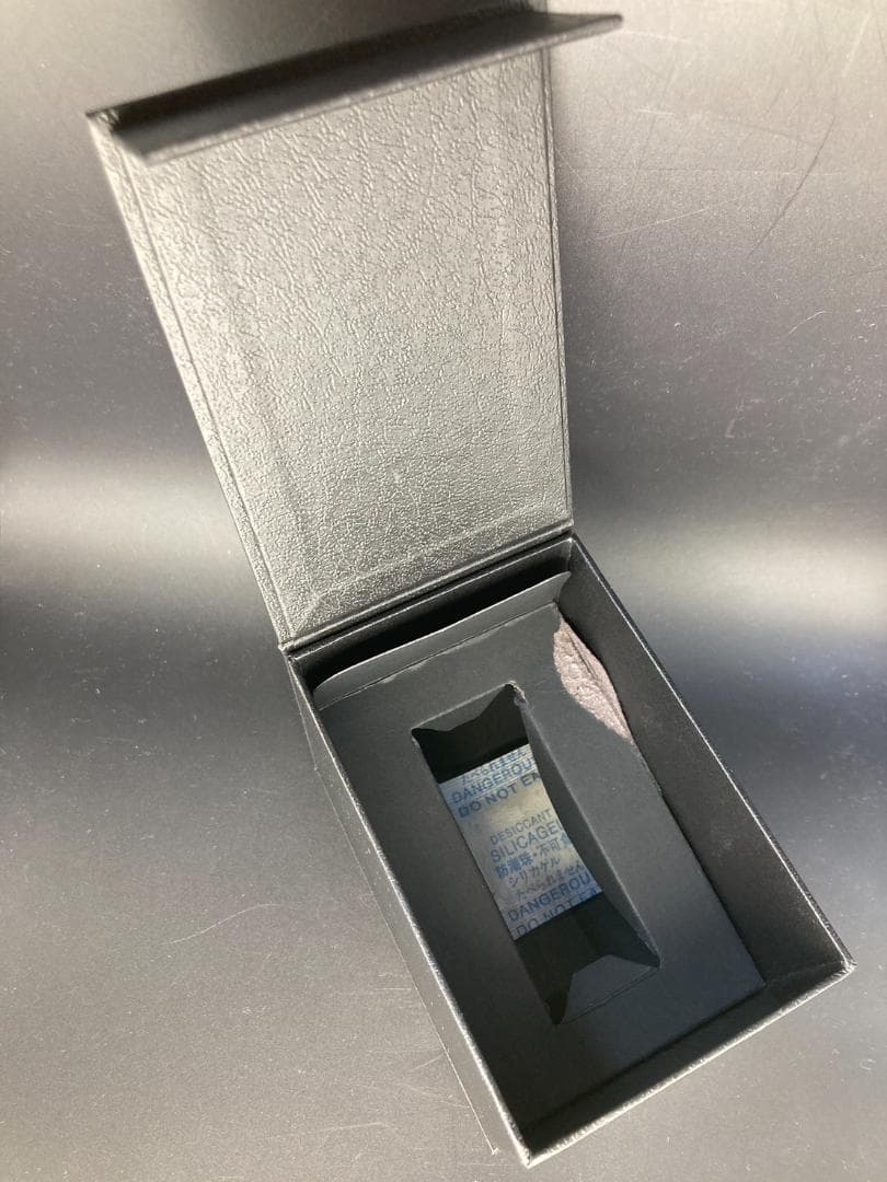 レアカラー カシオ G-SHOCK GA-110HC ホワイト/ブルー 箱説付