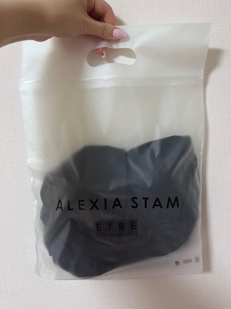 お値下げ！新品ETRETOKYO×ALEXIASTAM Vカットバストギャザー