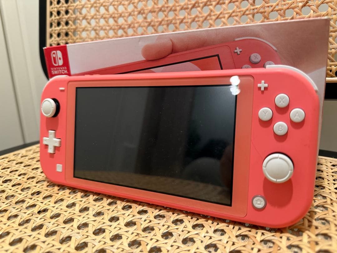 Nintendo Switch Lite 本体 コーラル (箱付)