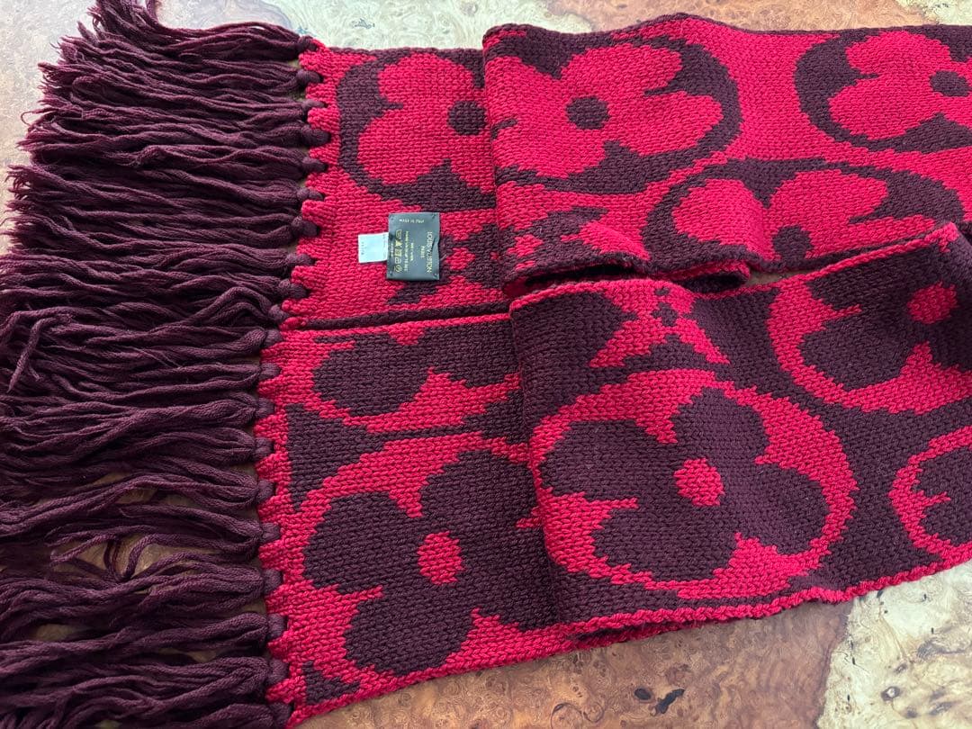 ※お値下げ中※LOUIS VUITTON マフラー　赤