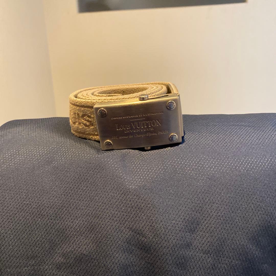 LOUIS VUITTON ベージュ ベルト