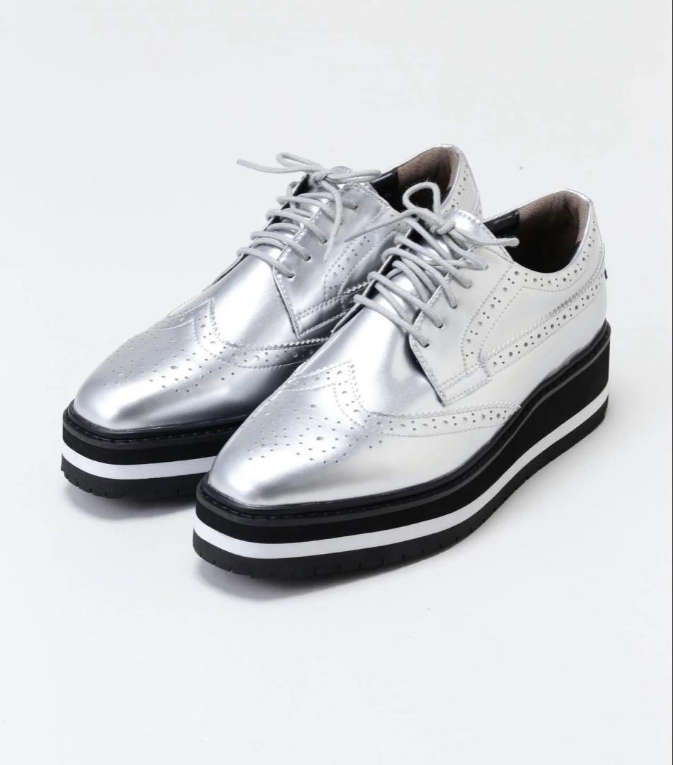 新品タグ付き セントアンドリュース　スパイクレス シルバー ゴルフシューズ